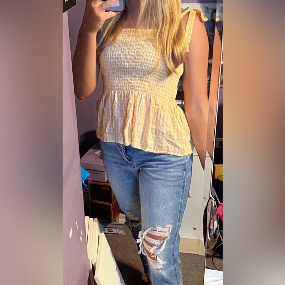 BNWT Super Cute Summer Top